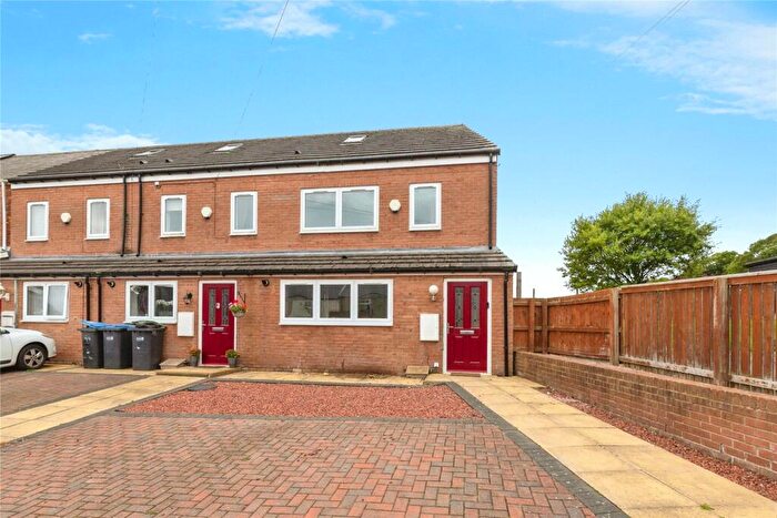 3 Bedroom End Of Terrace House To Rent In Field View, Bearpark, Durham, DH7