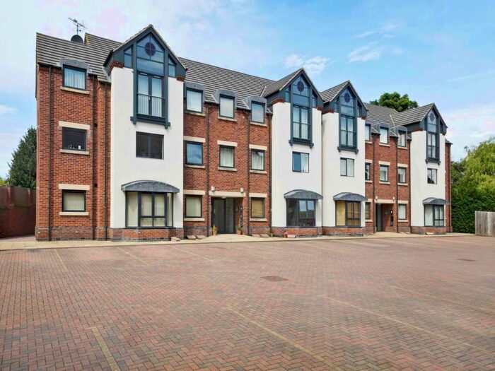 3 Bedroom Flat To Rent In Lincoln Road, North Hykeham, Lincoln, LN6