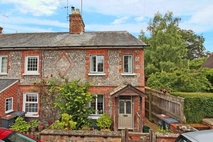 3 Bedroom Terraced House For Sale In Derby Cottages, Appleshaw, SP11