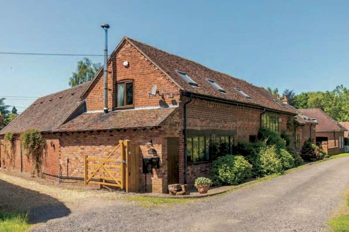 5 Bedroom Detached House To Rent In Lineholt, Ombersley, Droitwich, WR9