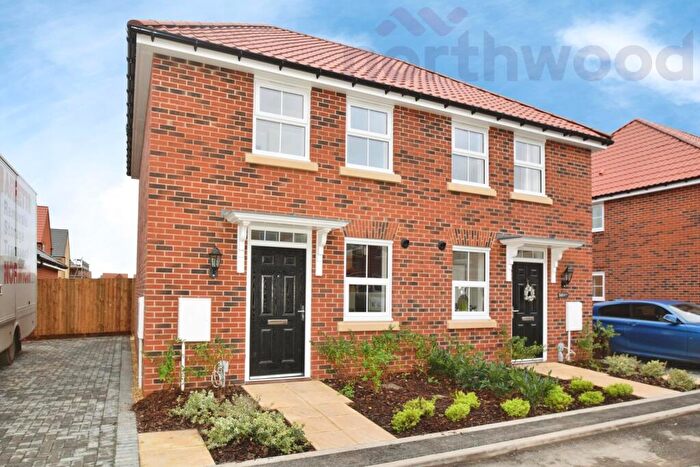 2 Bedroom Semi-Detached House To Rent In Willow Way, Horsford, NR10