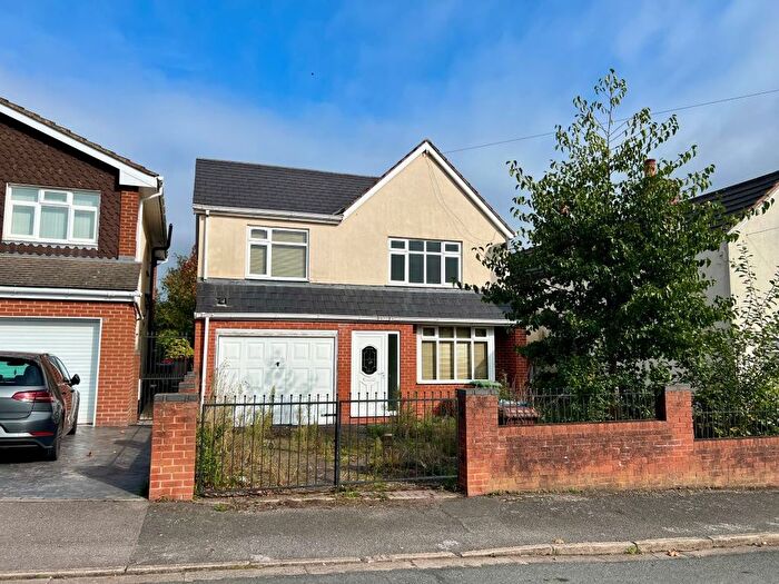 4 Bedroom Detached House For Sale In Albert Street, Cannock, WS11