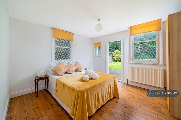 2 Bedroom Flat To Rent In Fordwych Road, London, NW2