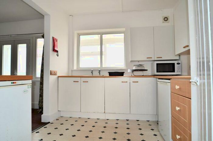 4 Bedroom Terraced House To Rent In Eastbourne Road, Brighton, BN2