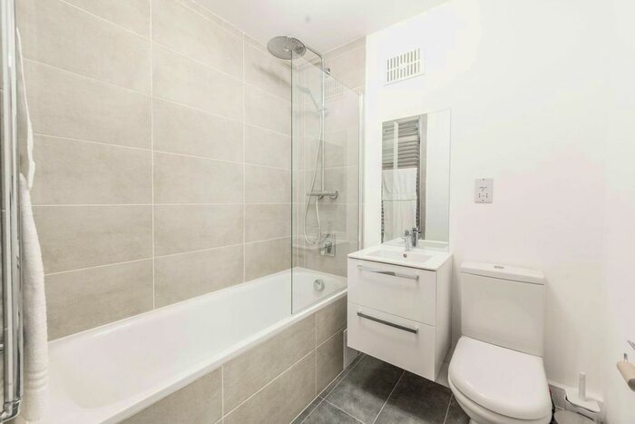 1 Bedroom Flat To Rent In Elm Park House, Chelsea, London, SW10