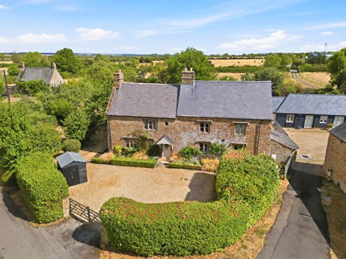 5 Bedroom Detached House For Sale In Lower Tysoe, Warwick, CV35