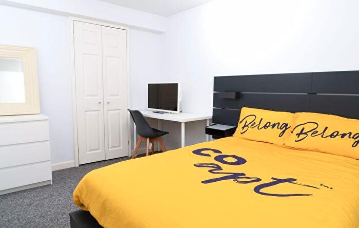 2 Bedroom Flat To Rent In Lewes Road, Brighton, BN2