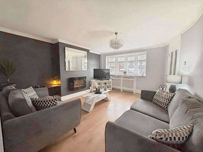 3 Bedroom Terraced House For Sale In Boyce Road, Stanford-Le-Hope, SS17