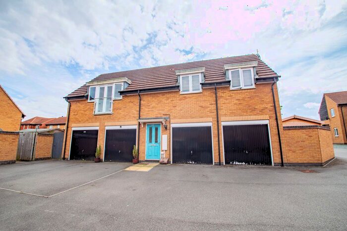 2 Bedroom Maisonette To Rent In Brooker Avenue, Peterborough, PE4