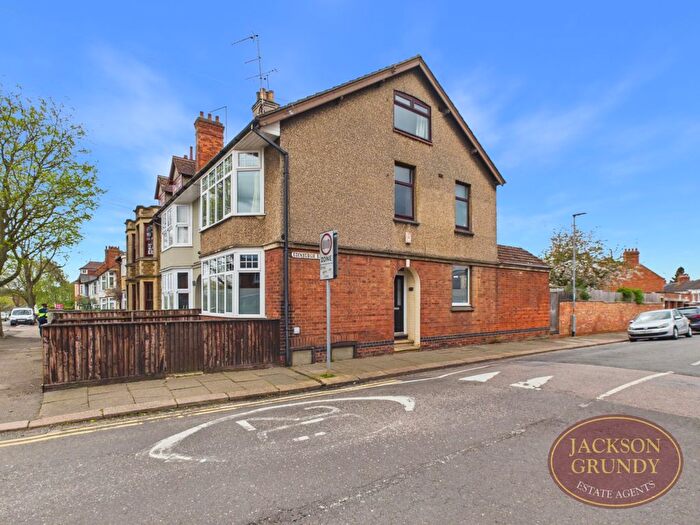 5 Bedroom End Terrace House For Sale In Kingsthorpe Grove, Kingsthorpe, NN2