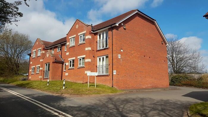 2 Bedroom Flat To Rent In Alcester Road, Bromsgrove, B60