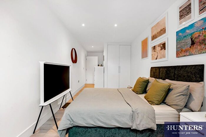 1 Bedroom Flat To Rent In Finchley Road, London, NW2