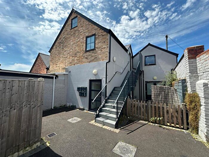1 Bedroom Flat To Rent In Wimborne Road, Winton, Bournemouth, BH9