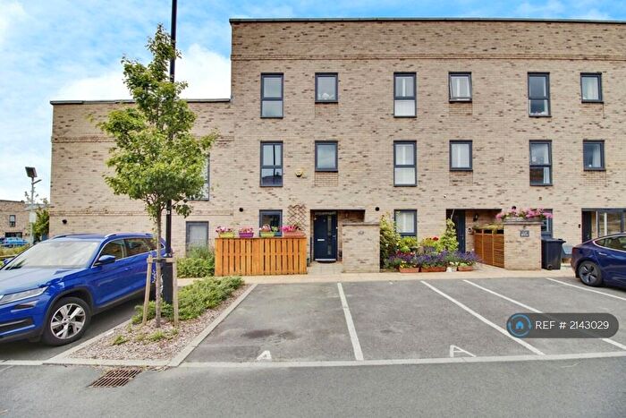 5 Bedroom Terraced House To Rent In Capa Taro Way, Harrow, HA2