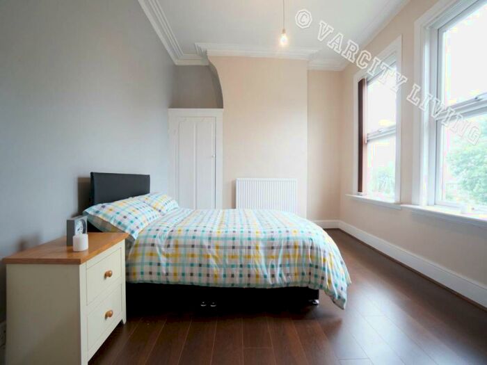 5 Bedroom House To Rent In Garfield Terrace, Bangor, Gwynedd, LL57