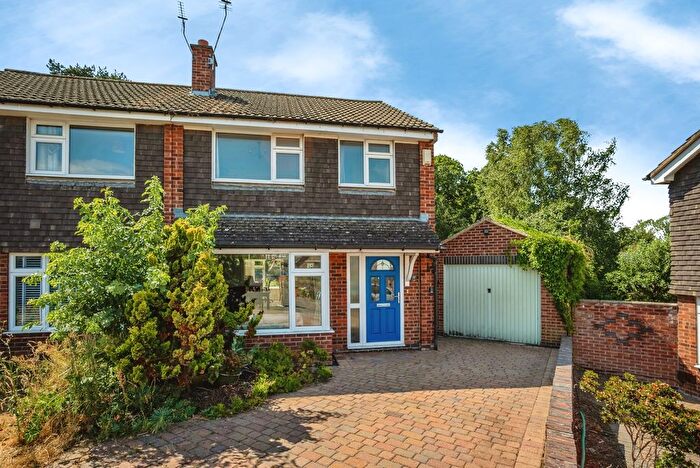 3 Bedroom Semi-Detached House For Sale In Dunholme Avenue, Loughborough, Leicestershire, LE11