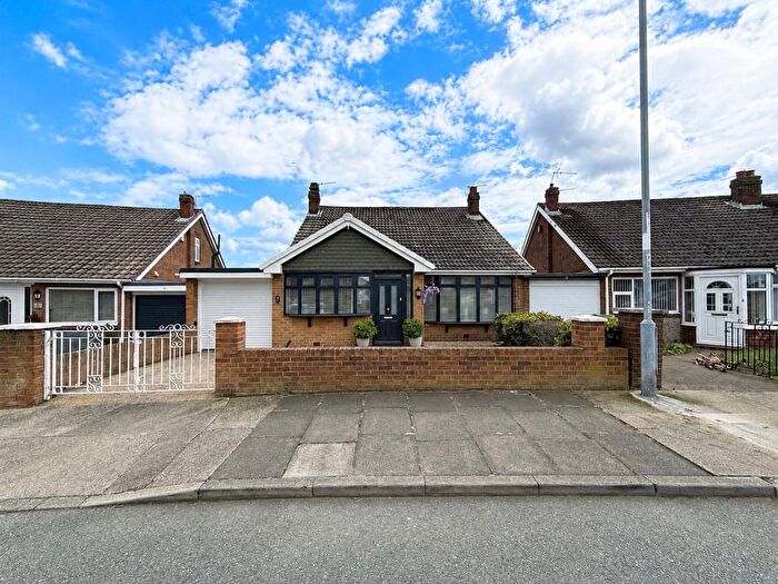 2 Bedroom Link Detached House For Sale In Melbourne Place, Sunderland, SR4