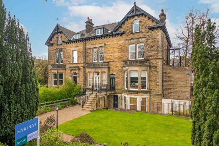 3 Bedroom Flat For Sale In Cold Bath Road, Harrogate, HG2