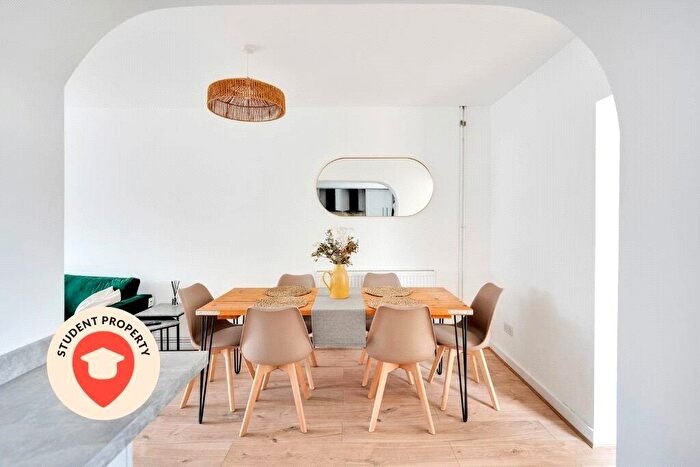 7 Bedroom Semi Detached House To Rent In Pen Park Road, Southmead, Bristol, Bristol, BS10