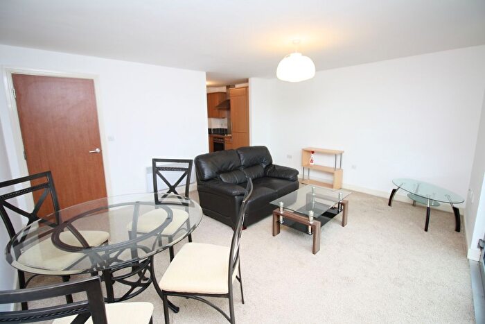 1 Bedroom Flat To Rent In Worsdell Drive, Gateshead, NE8