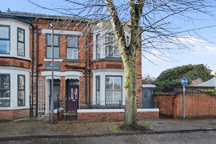 4 Bedroom Semi Detached House For Sale In Lime Grove, Long Eaton, NG10