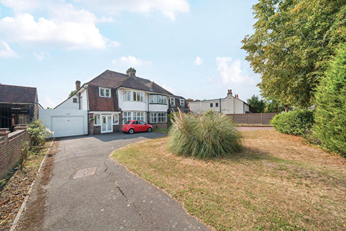 4 Bedroom Semi-Detached House For Sale In Bromley Common, Bromley, BR2