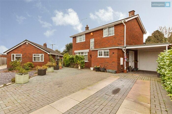 3 Bedroom Detached House For Sale In Moorlands Drive, Wybunbury, Nantwich, Cheshire, CW5