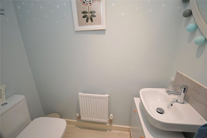 2 Bedroom End Terrace House For Sale In Puriton Hill, Bridgwater, Somerset, TA7