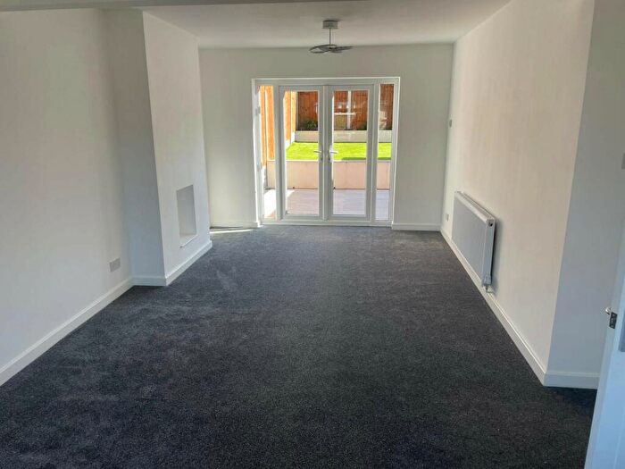 3 Bedroom House To Rent In Boxmoor Road, Collier Row, RM5