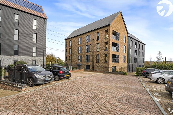 2 Bedroom Flat For Sale In Mortimer Square, Weldon, Ebbsfleet Valley, Swanscombe, DA10