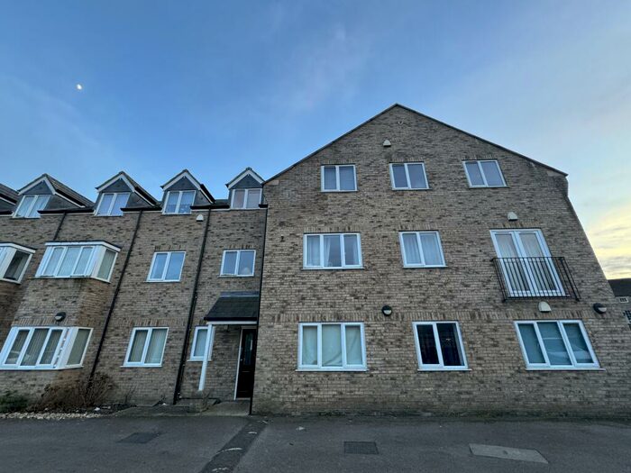 1 Bedroom Apartment To Rent In The Blades, Market Deeping, Peterborough, PE6