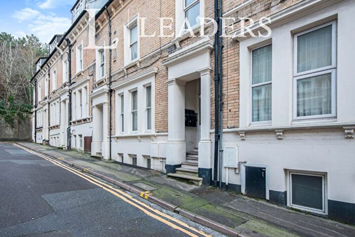 1 Bedroom Flat To Rent In Verulam Place, Bournemouth, BH1
