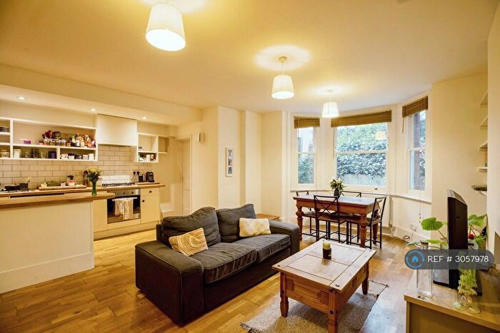 1 Bedroom Flat To Rent In Knatchbull Road, London, SE5
