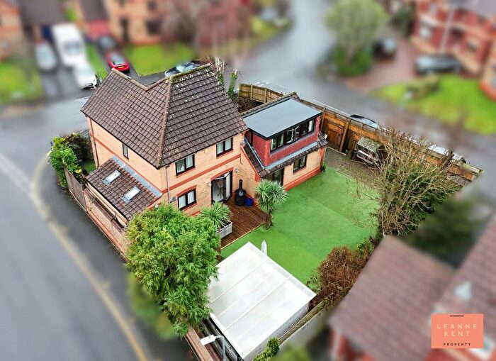 4 Bedroom Detached House For Sale In Foster Drive, Penylan, CF23