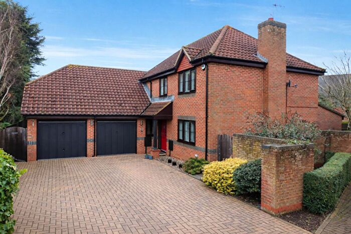 4 Bedroom Detached House For Sale In Campania Close., Middleton, Milton Keynes, MK10