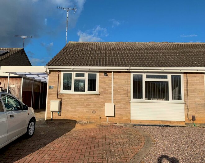 2 Bedroom Semi-Detached Bungalow To Rent In Nene Drive, Oadby, Leicester, LE2