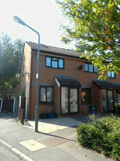 2 Bedroom Link Detached House To Rent In Crucible Close, Romford, Essex, RM6
