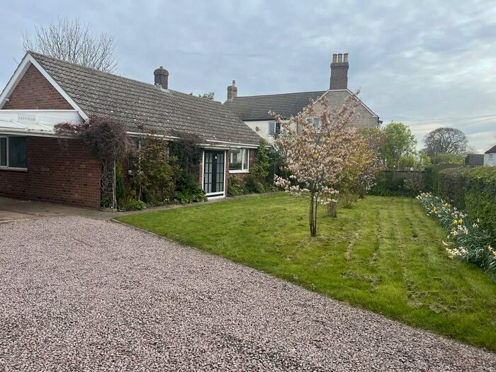 3 Bedroom Detached Bungalow To Rent In Main Road, Withern, LN13