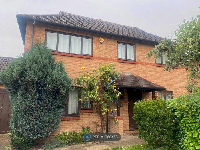 3 Bedroom Detached House To Rent In Morrell Close, Shenley Church End, Milton Keynes, MK5