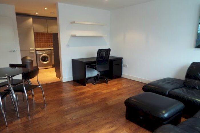 1 Bedroom Flat To Rent In Ferry Court, Cardiff CF11