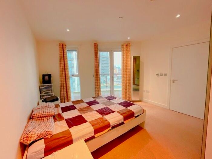 2 Bedroom Flat To Rent In Hatton Road, Wembley, HA0