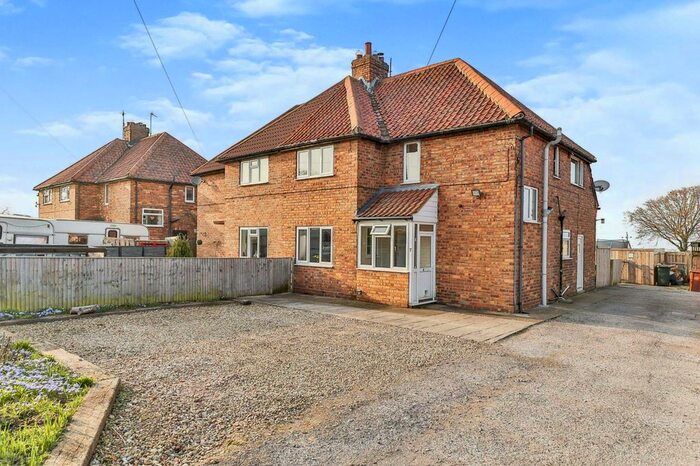 3 Bedroom Semi-Detached House For Sale In Mayfield Villas, Main Street, Staxton, Scarborough, YO12