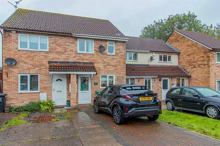 2 Bedroom Property To Rent In Coedriglan Drive, The Drope, CF5