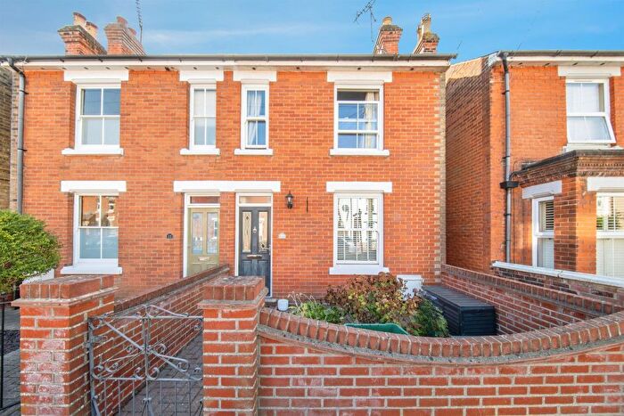 3 Bedroom Semi-detached House For Sale In Claudius Road, Colchester, CO2