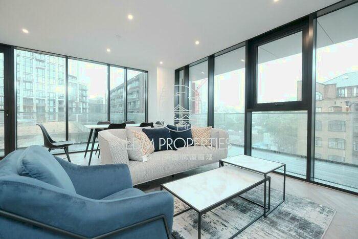 2 Bedroom Apartment To Rent In Merino Gardens, London Dock, London, E1W