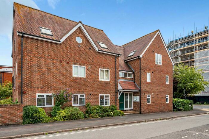2 Bedroom Apartment To Rent In Botley, Oxford, OX2