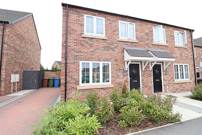 3 Bedroom Semi-Detached House To Rent In Roman Drive, Pocklington, York, YO42