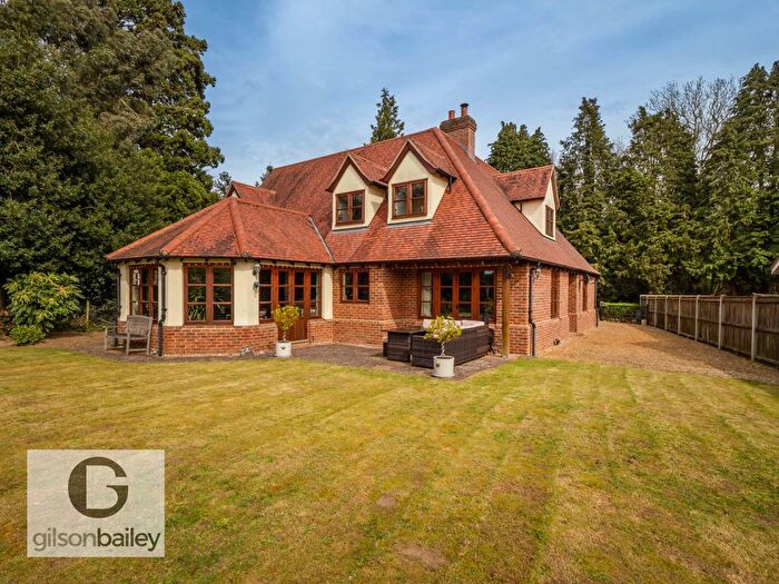 4 Bedroom Detached House For Sale In Norwich Road, Strumpshaw, NR13