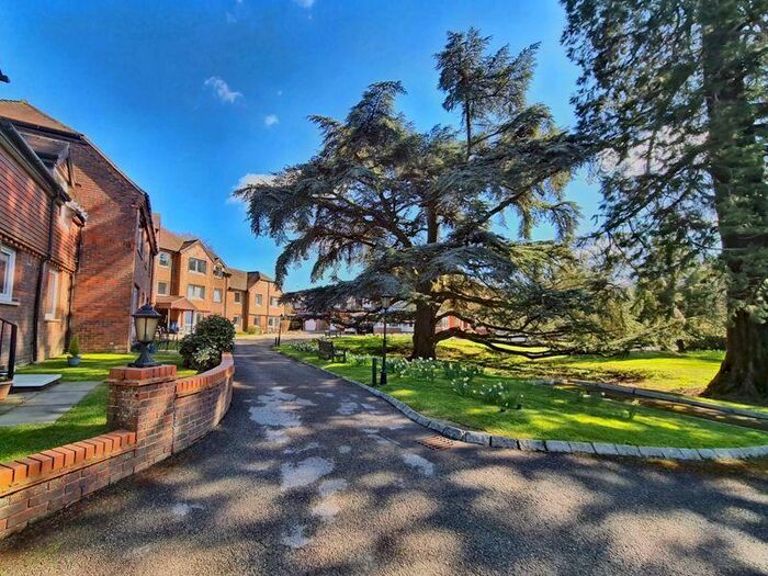 1 Bedroom Retirement Property To Rent In Tanners Lane, Haslemere, GU27