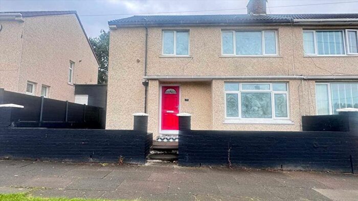 4 Bedroom Semi-detached House For Sale In James Holt Avenue, Kirkby, L32